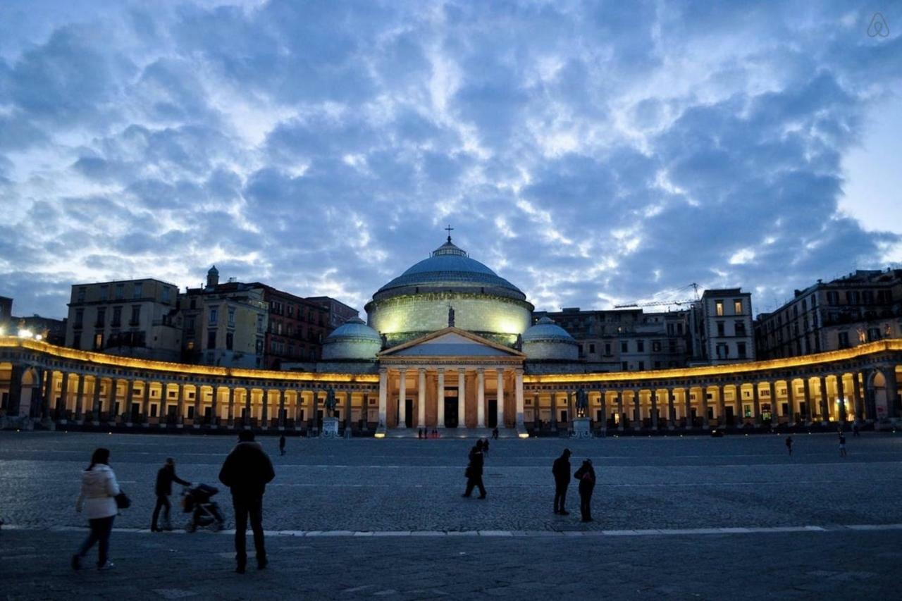 Donnare Casavacanza - Historic Center Of Napoli Dış mekan fotoğraf